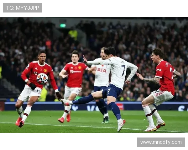 2018年热刺与曼联激战回顾:英超巅峰对决的精彩瞬间与战术分析